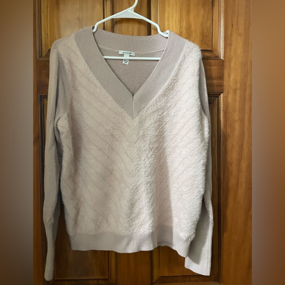 Stella & Dot pink fuzzy chevron sweater large blush